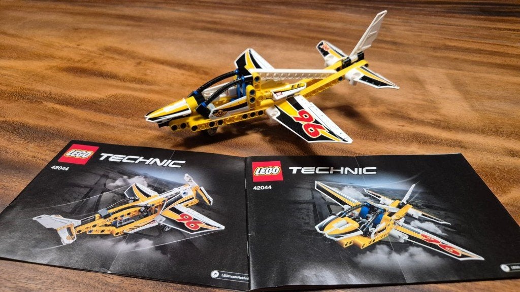 Complete LEGO Technic 2-in-1 set 42044 – Display straaljager, Lego, Inclusief instructies, Ophalen of Verzenden, Zo goed als nieuw