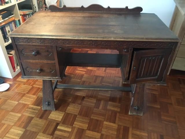 Oud, maar niet antiek bureau, Ophalen, Overige typen, Gebruikt, 110 cm