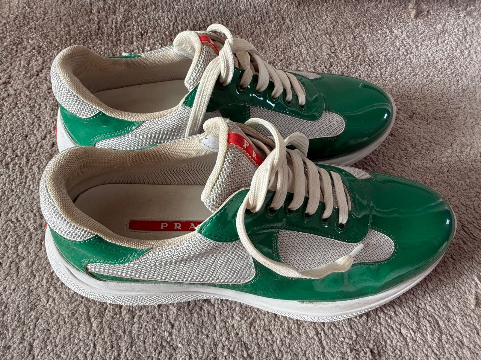Prada schoenen, Ophalen of Verzenden, Zo goed als nieuw, Zwart