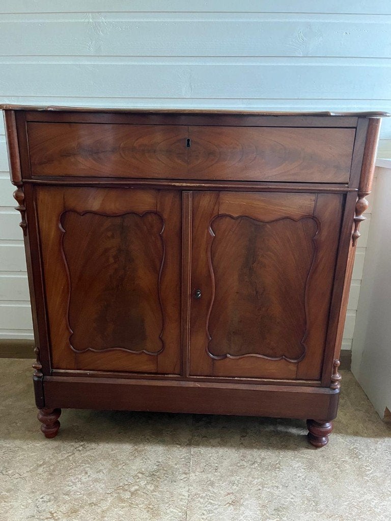 Antieke kast Mahonie/noten hout, Antiek en Kunst, Ophalen