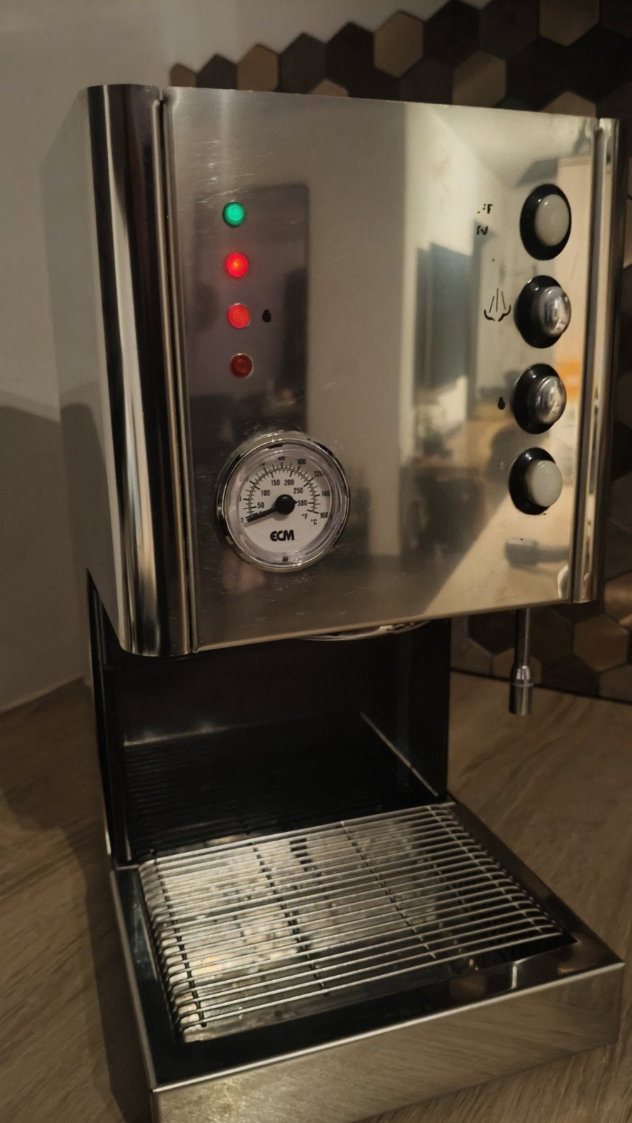 ECM Koffiemachine - Metertje werkt niet, Gebruikt, Espresso apparaat, Gemalen koffie, Ophalen
