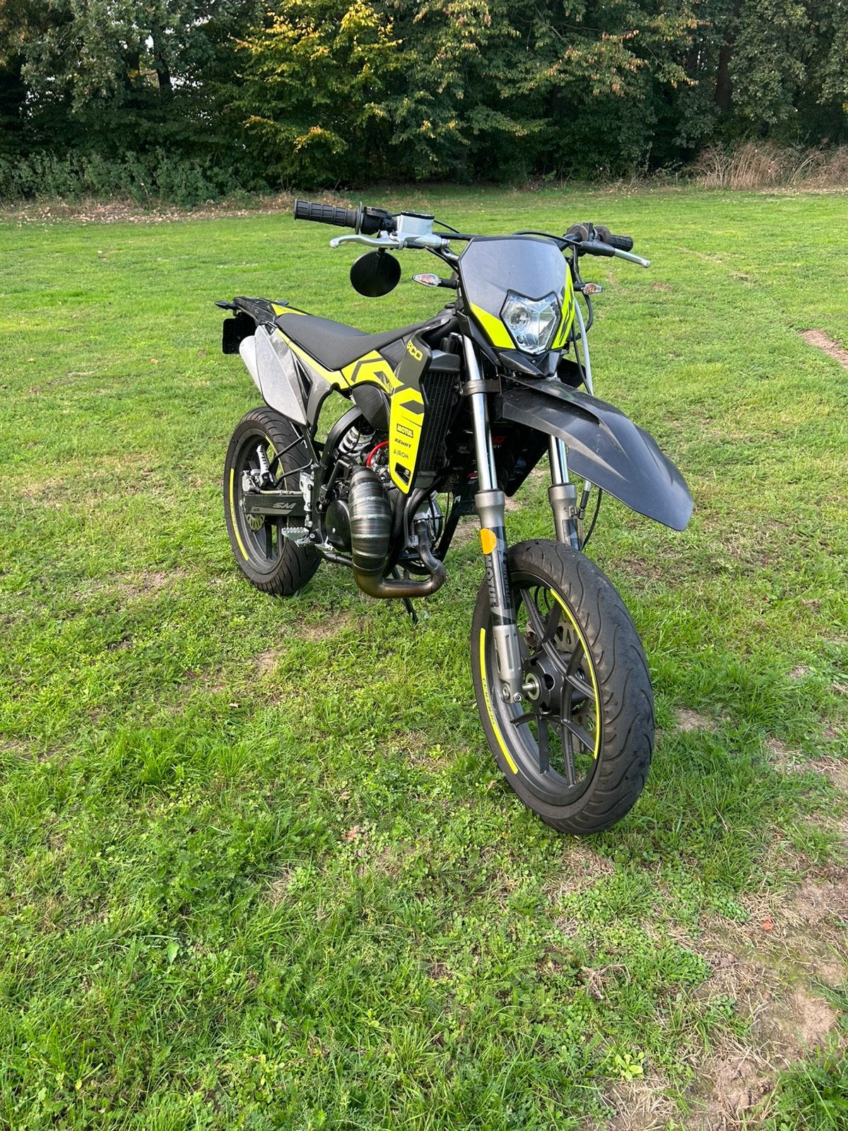 Sherco sm50(74cc), Fietsen en Brommers, Ophalen, Zo goed als nieuw