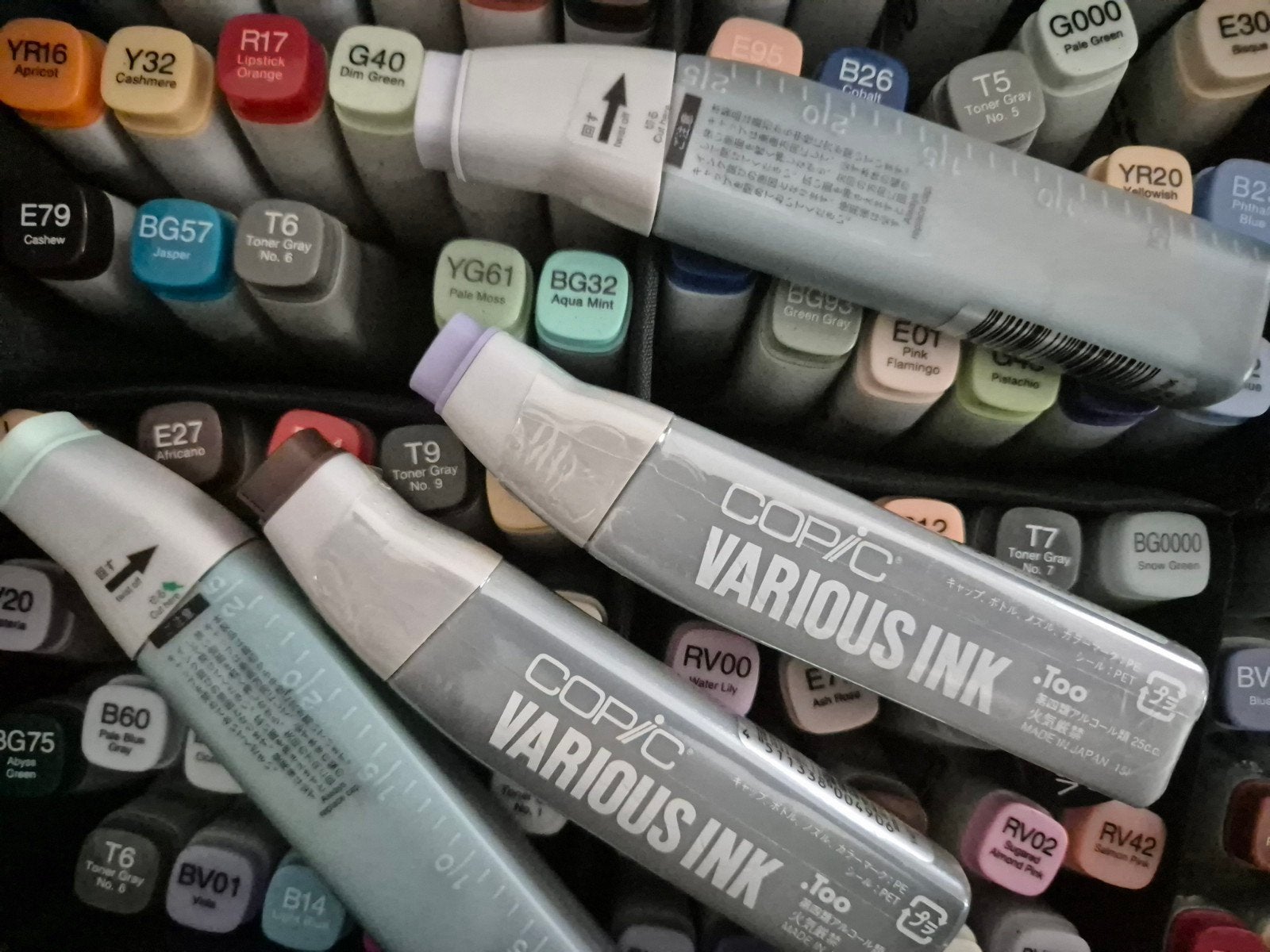 Copic Various Ink Navulinkt 94 stuks, Hobby en Vrije tijd, Tekenen, Ophalen of Verzenden, Nieuw, Potlood of Stift
