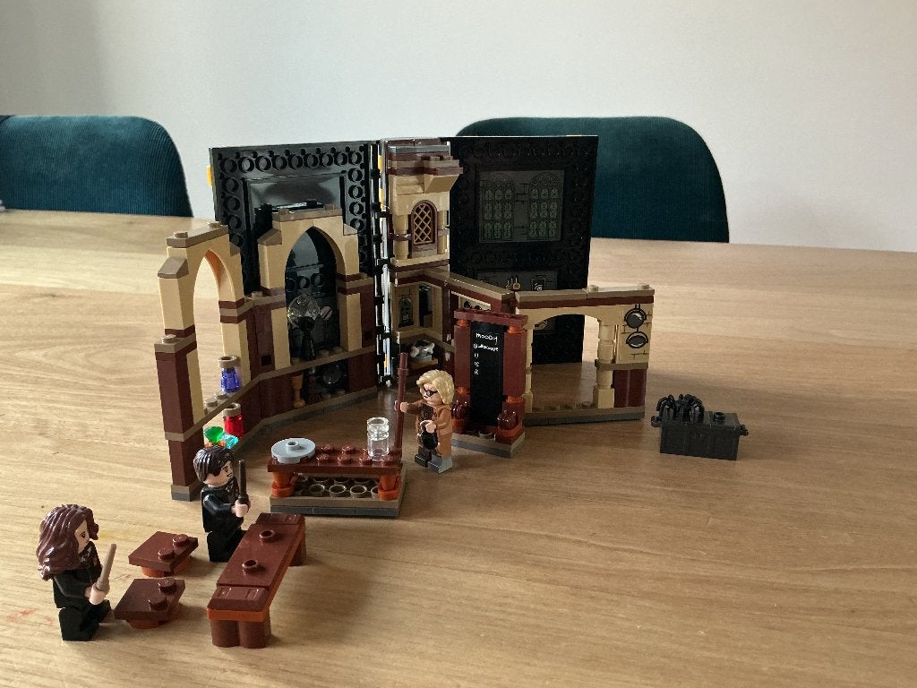 LEGO Harry Potter Zweinstein Moment: Toverdrankles (76386), Kinderen en Baby's, Speelgoed | Duplo en Lego, Lego, Harry Potter