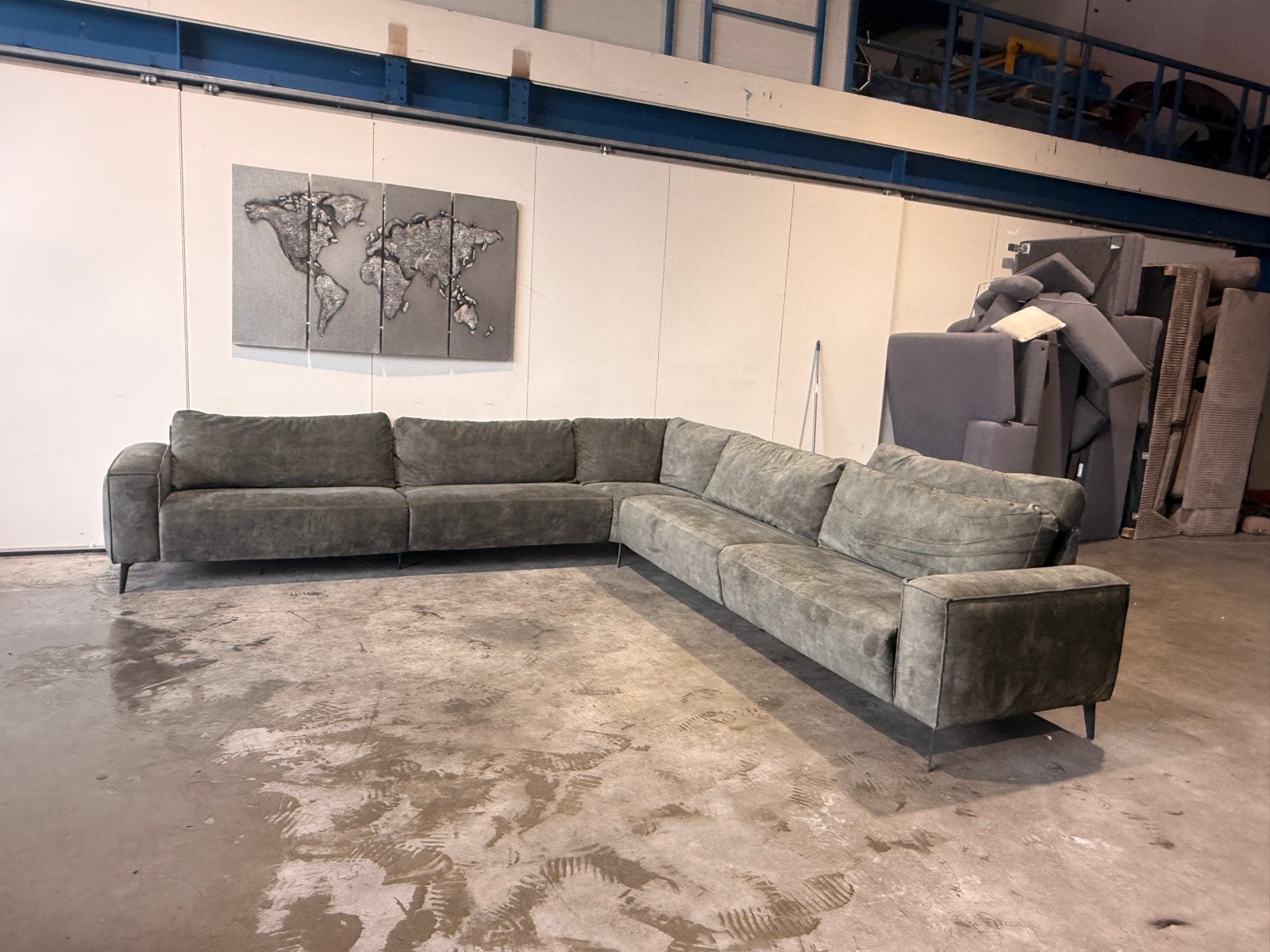 💚✨ GROTE LUXE GROENE VELVET HOEKBANK MET ELEKTRISCHE LOUNGE, 100 tot 125 cm, Hoekbank, 300 cm of meer, Ophalen of Verzenden