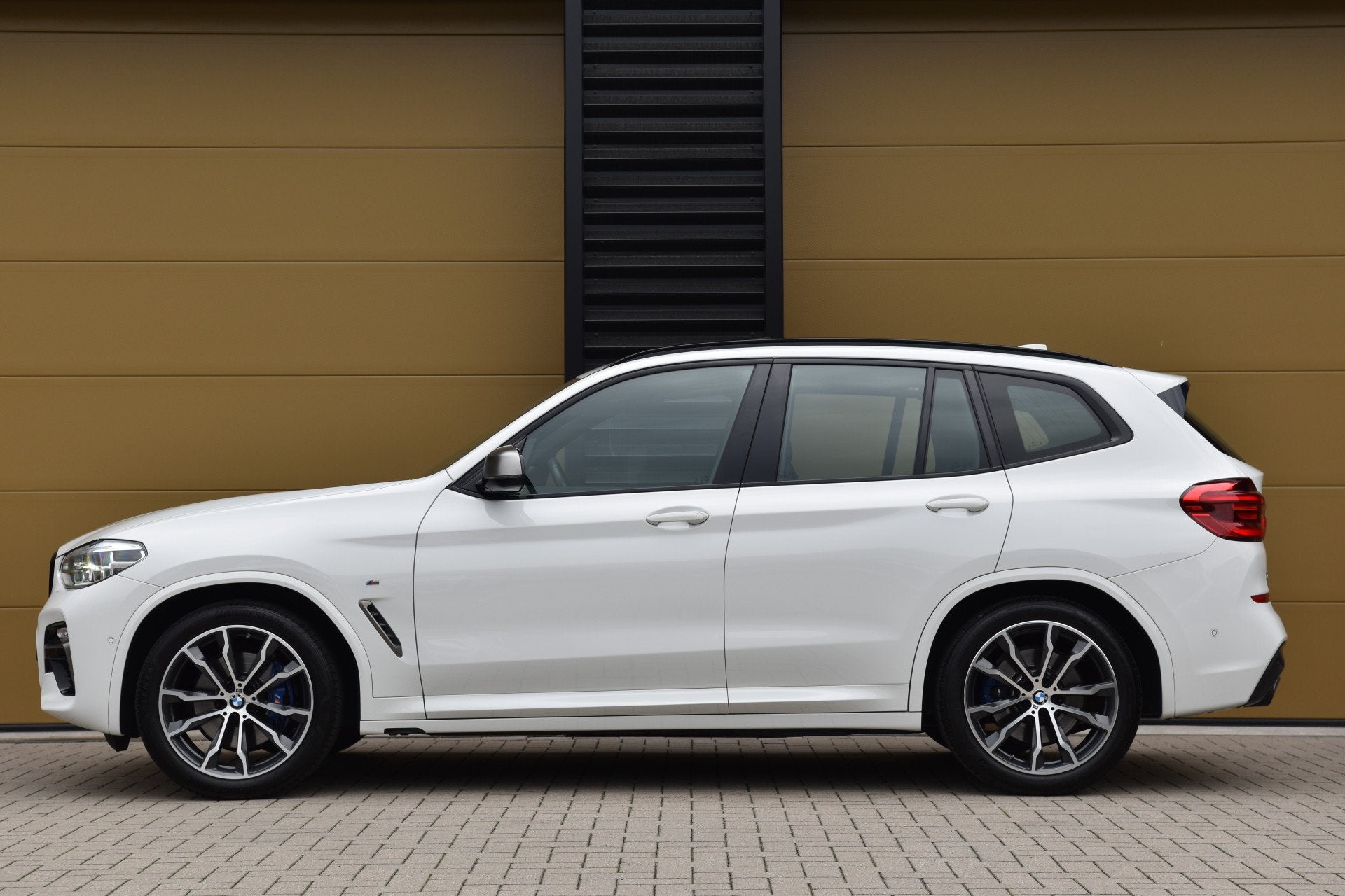 BMW X3 M40i xDrive High Executive * Panoramadak * Stoelmemor, Auto's, Automaat, Gebruikt, Met garantie (alle), Wit