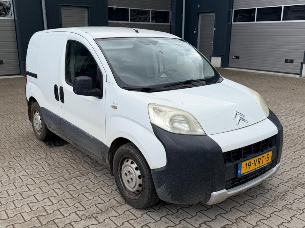 Citroën Nemo 1.4 HDI 2008 TREKHAAK ZIJDEUR WIT BUSJE BUS, Auto's, Voorwielaandrijving, 4 cilinders, Citroën, 400 kg