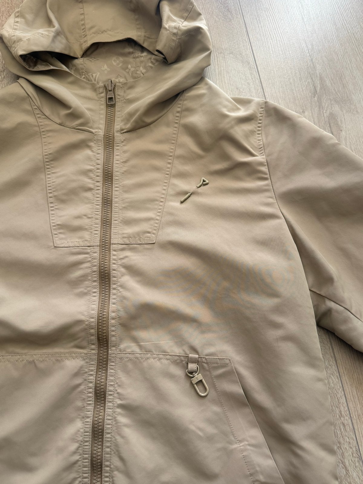 Louis Vuitton Monogram Windbreaker Jas - Maat 46 (S), Kleding | Heren, Jassen | Zomer, Zo goed als nieuw, Maat 46 (S) of kleiner