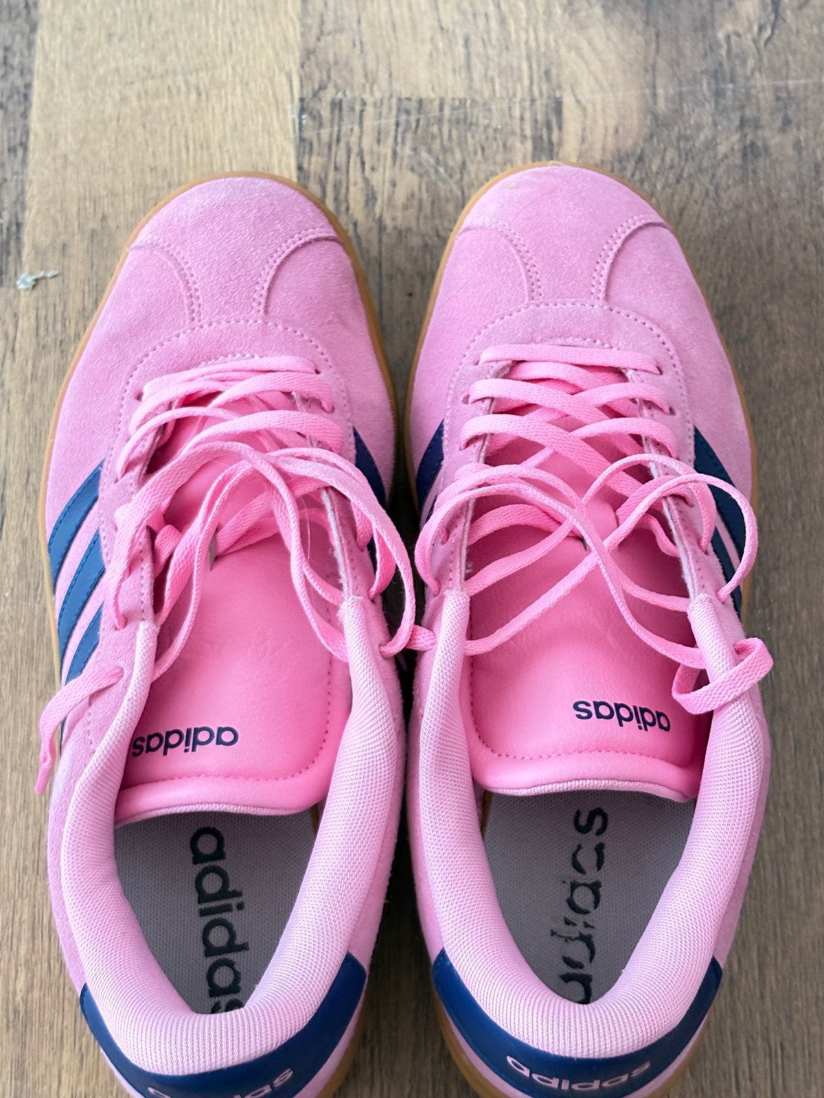 Te koop dames adidas sneakers, Ophalen, Roze, Sneakers of Gympen, Zo goed als nieuw