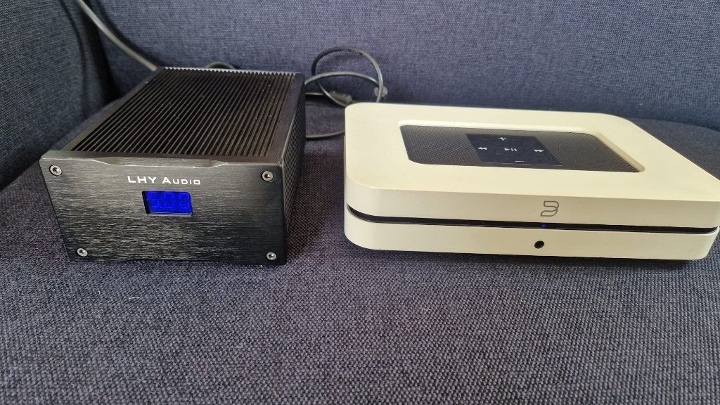 Bluesound Node 2i + Lineaire Voeding LHY LPS-25 (5V), Ophalen of Verzenden, Zo goed als nieuw, Audio