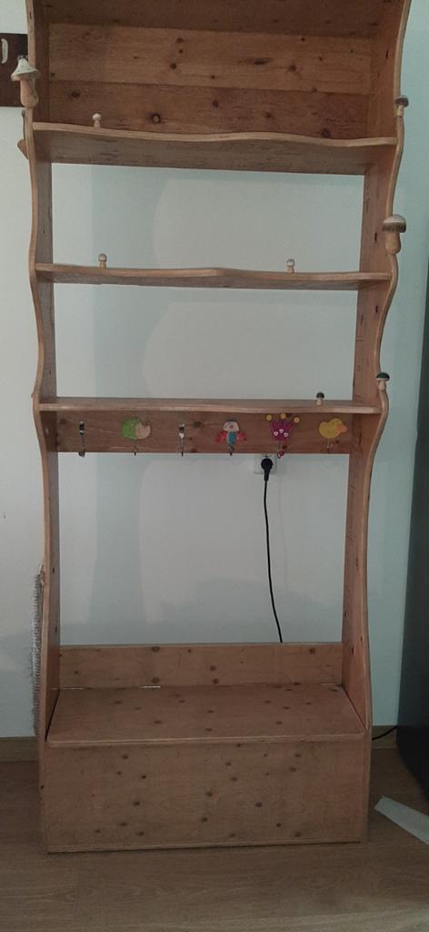 Mooie kinderkast met jas gakjes en schoennenbak, Ophalen, Kast, 50 tot 70 cm, 105 cm of meer
