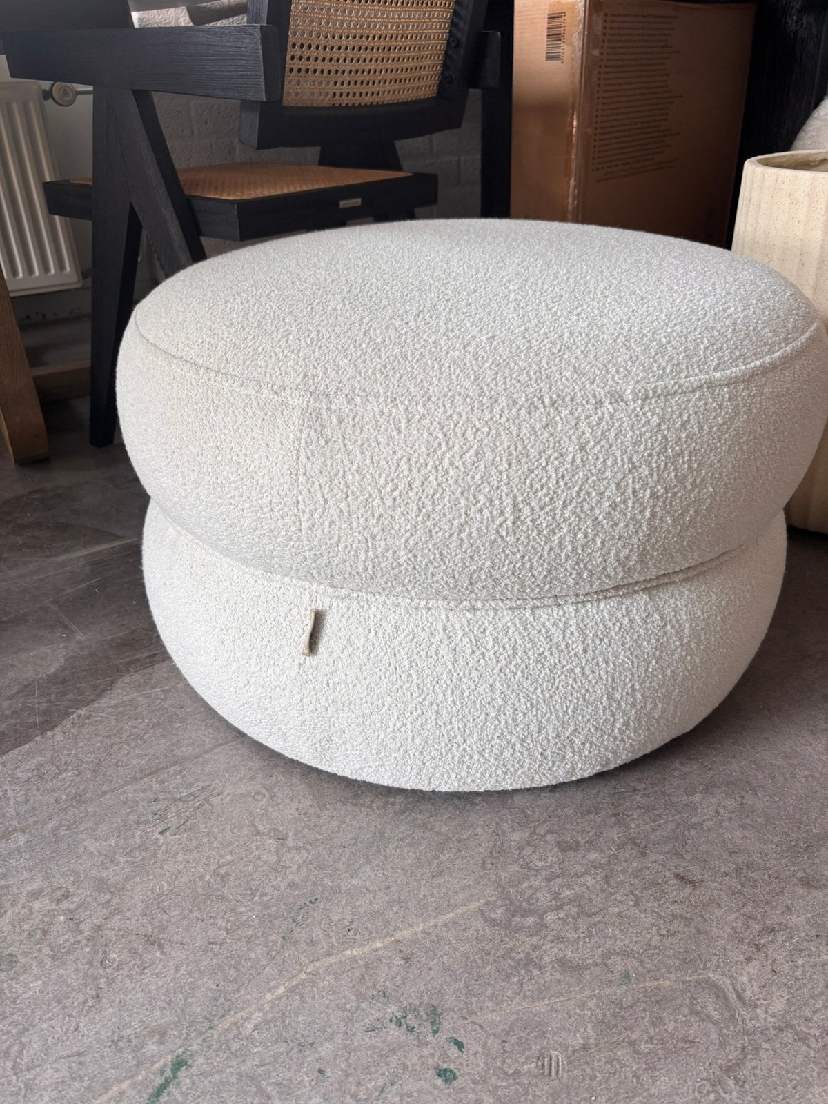 Riviera maison anna nooshin poef san remo boucle, Ophalen, Zo goed als nieuw, Rond, Minder dan 50 cm