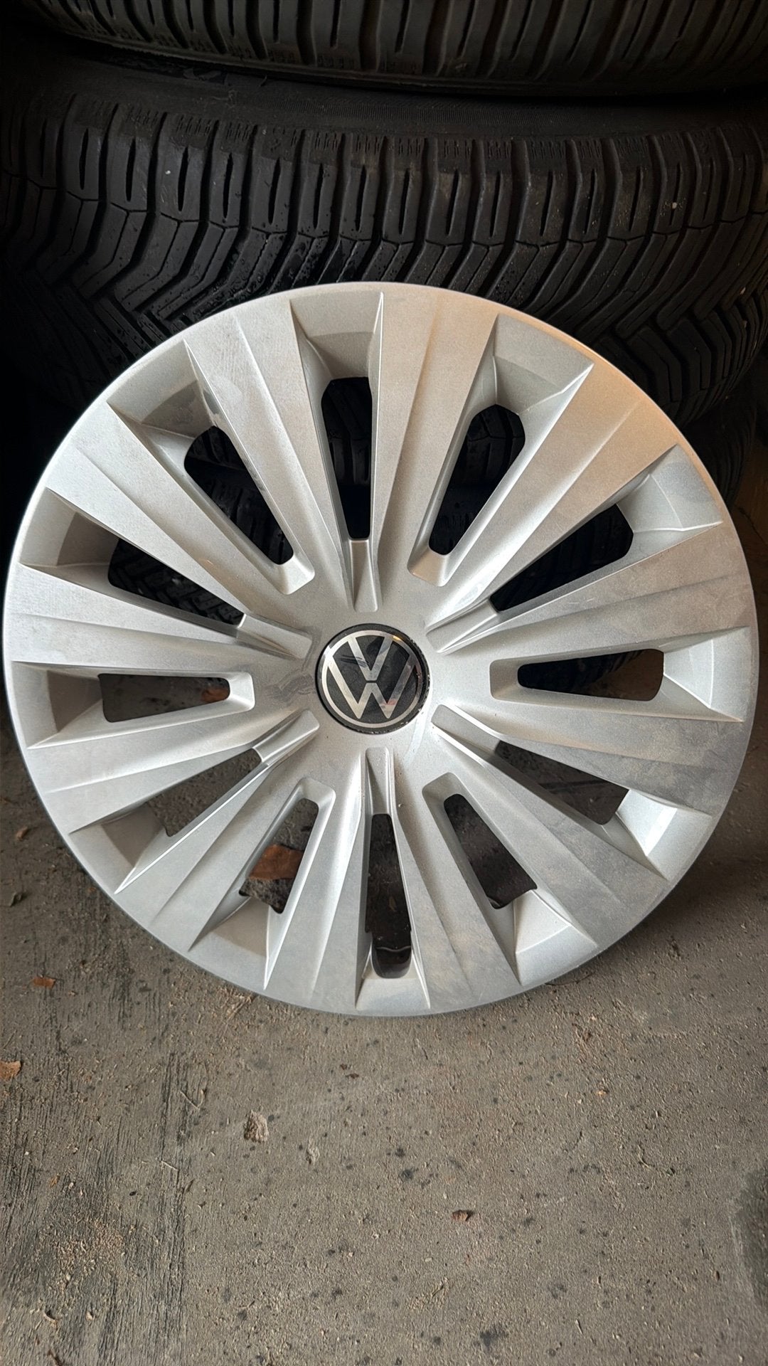 4 originele Volkswagen golf wieldoppen, Auto diversen, Ophalen, Zo goed als nieuw