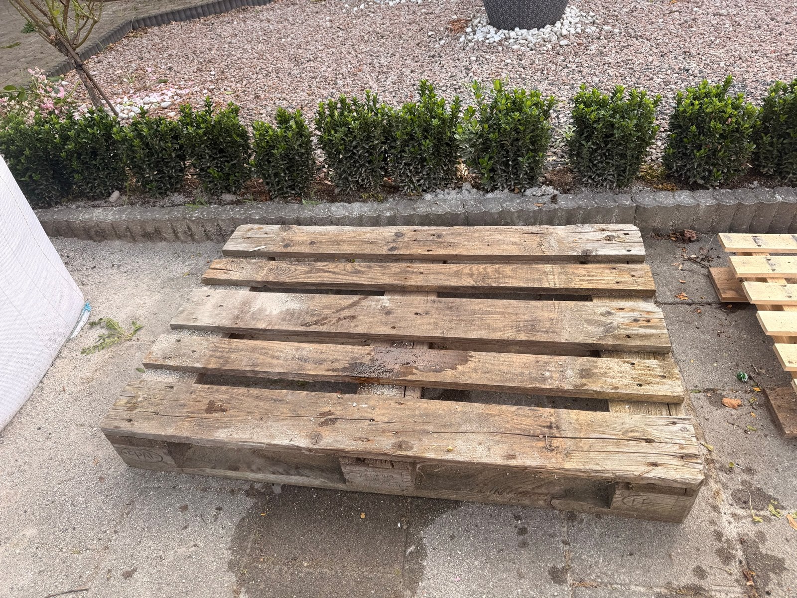 Gratis: houten pallet voor verhuizing of brandhout, Gebruikt, Ophalen of Verzenden, Pallet, Minder dan 200 cm