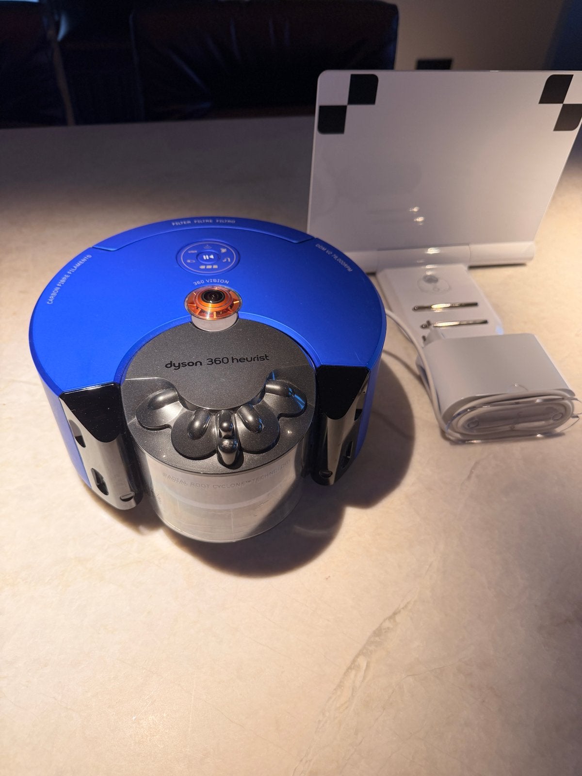 Dyson 360 Heurist Robotstofzuiger - Krachtig en Slim, Ophalen of Verzenden, Zo goed als nieuw, Bedienbaar via app, Minder dan 1200 watt