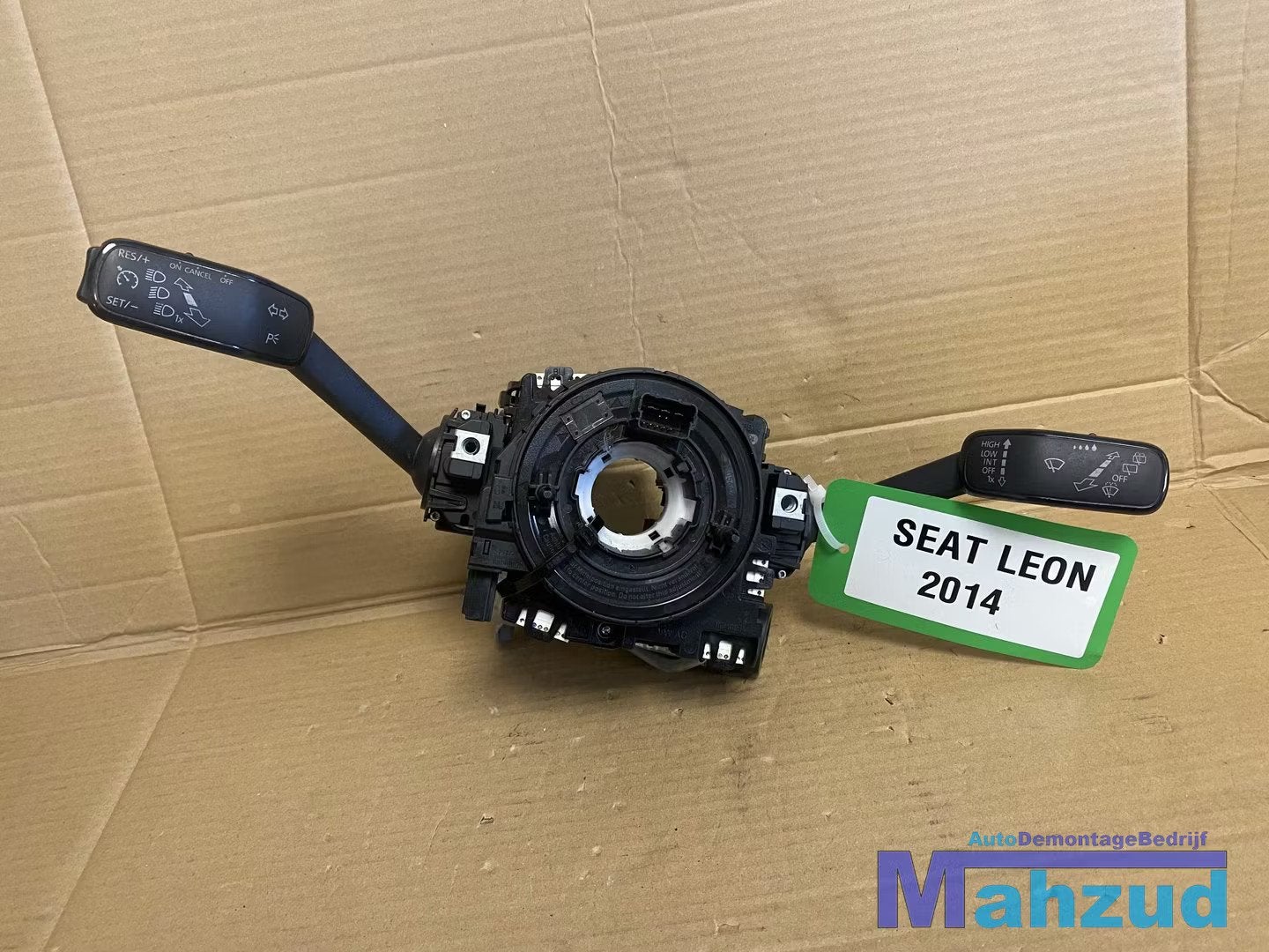 SEAT LEON 3 Stuurkolom combi schakelaar 2012-2021, Gebruikt, Autovia A-2, Km 585 585
08760  Martorell, ES, Ophalen of Verzenden