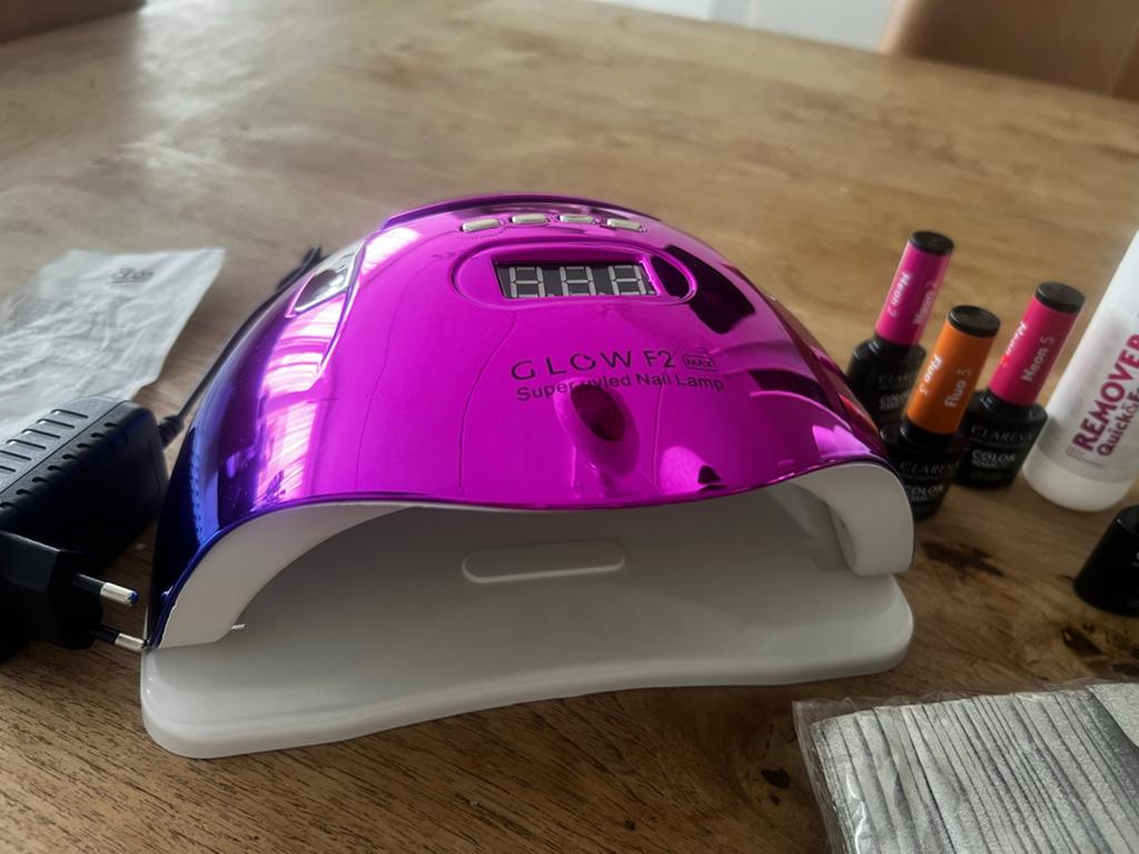 Nagelset zgan, Ophalen, Zo goed als nieuw