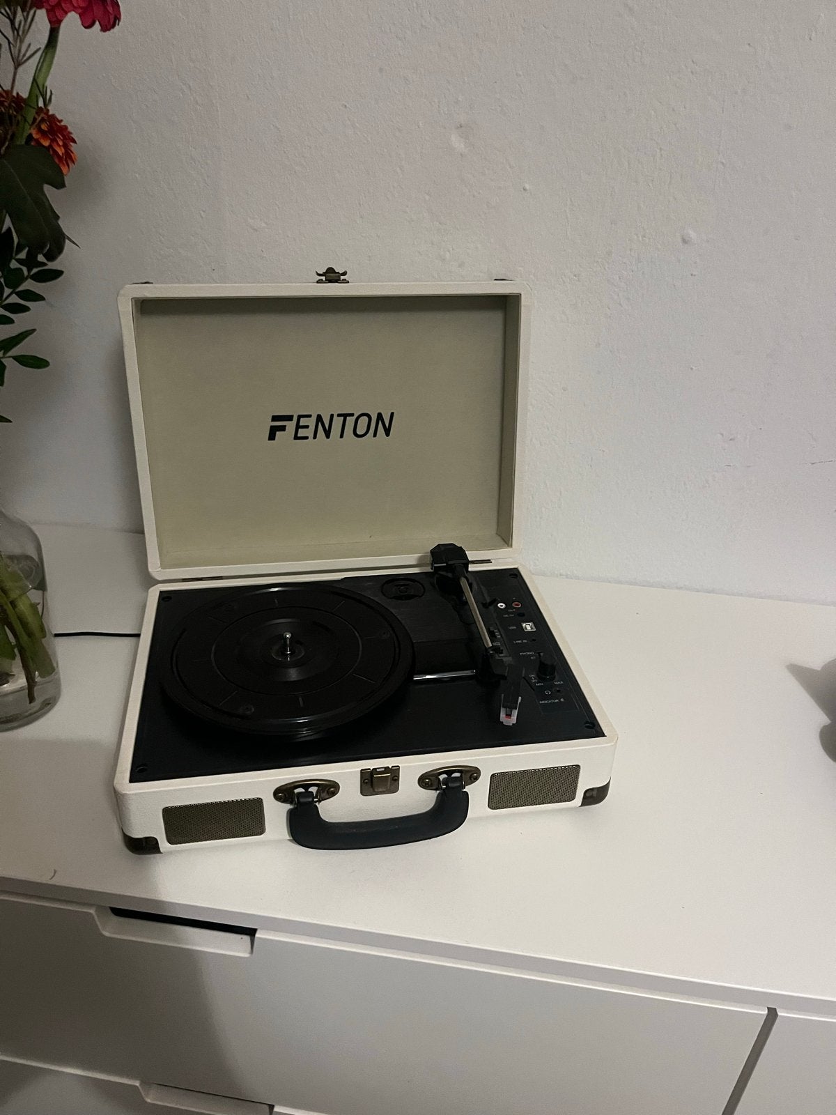 Fenton RP115G creme