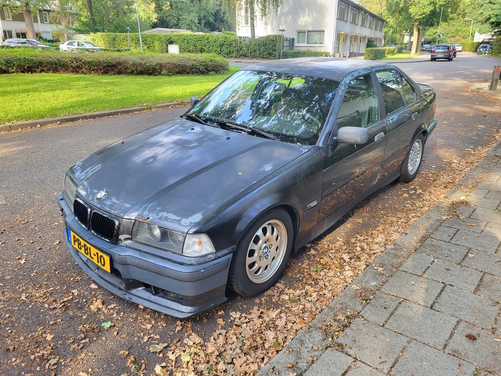 BMW e36 drift auto 318IS 1996, Achterwielaandrijving, 4 cilinders, Zwart, Origineel Nederlands