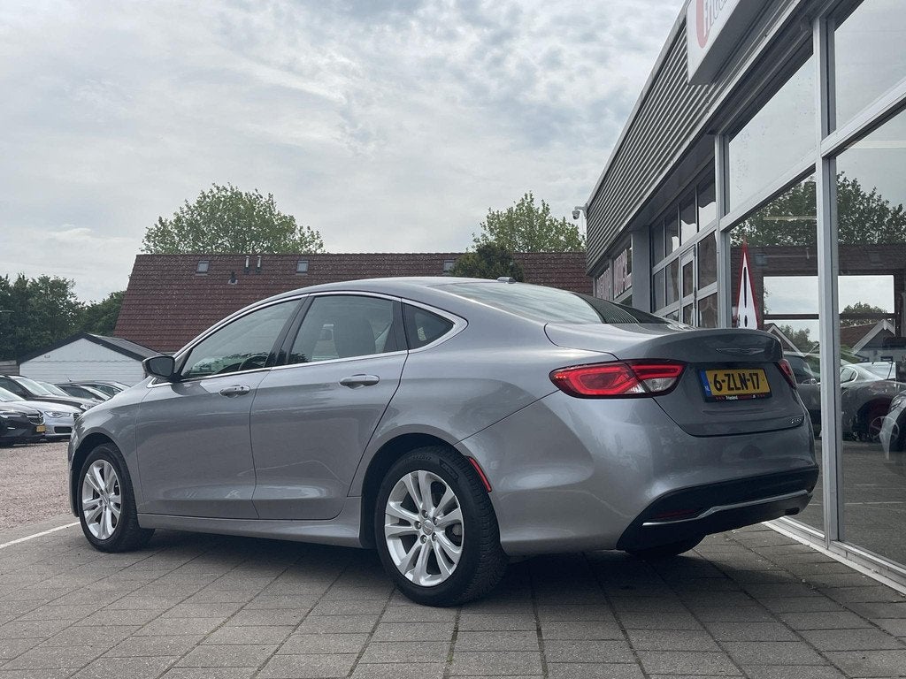 Chrysler 200 ltd /Automaat/Cruise/Climate/Navi/Keyless/Stoel, Automaat, Euro 5, 450 kg, Gebruikt