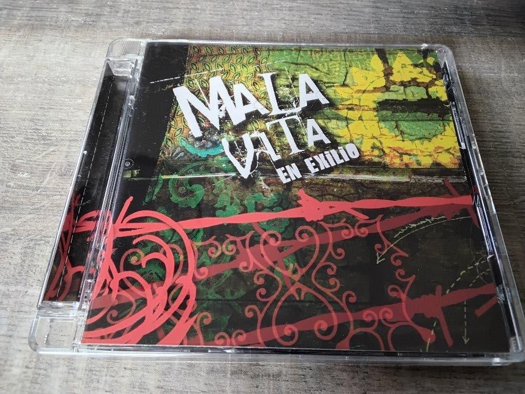 Mala Vita ‎– En Exilio Foreign Media  CD   2009  , Ophalen of Verzenden, Zo goed als nieuw, Overige genres