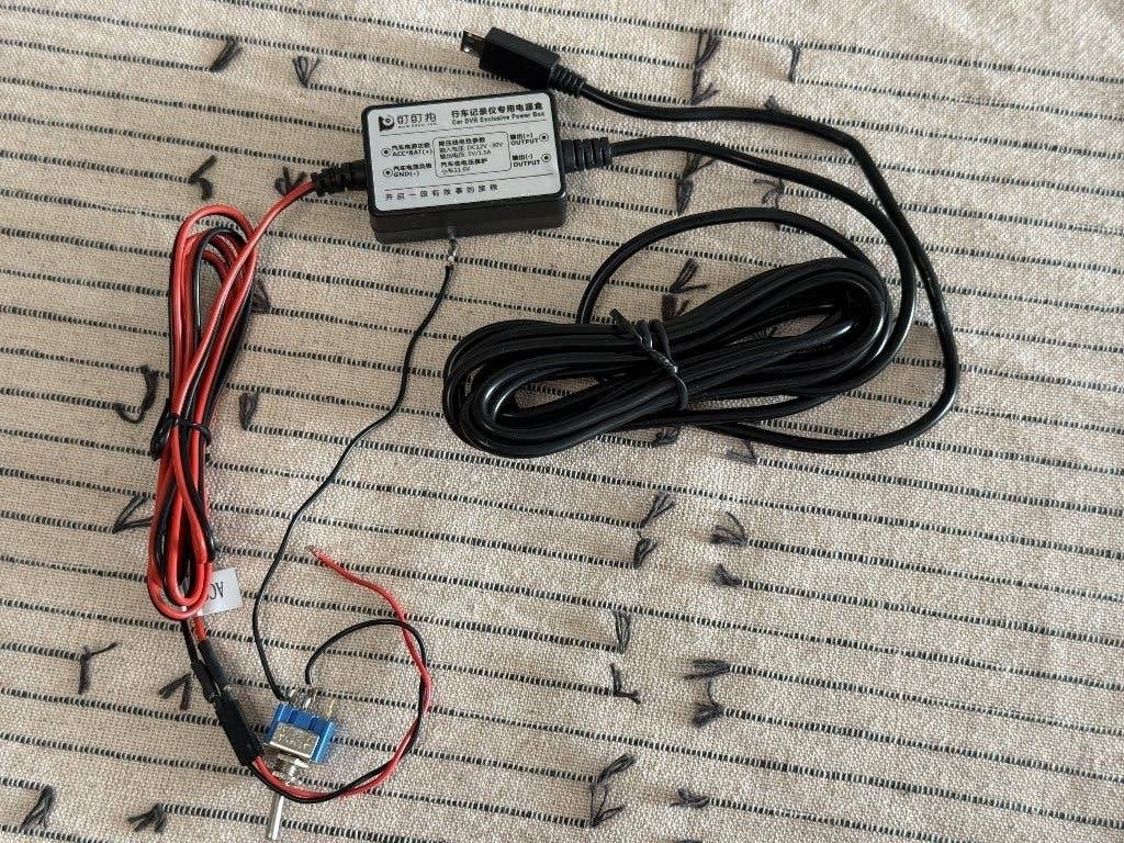 DDPai voeding dashcam continu aan met lege accu bescherming, Ophalen of Verzenden, Gebruikt
