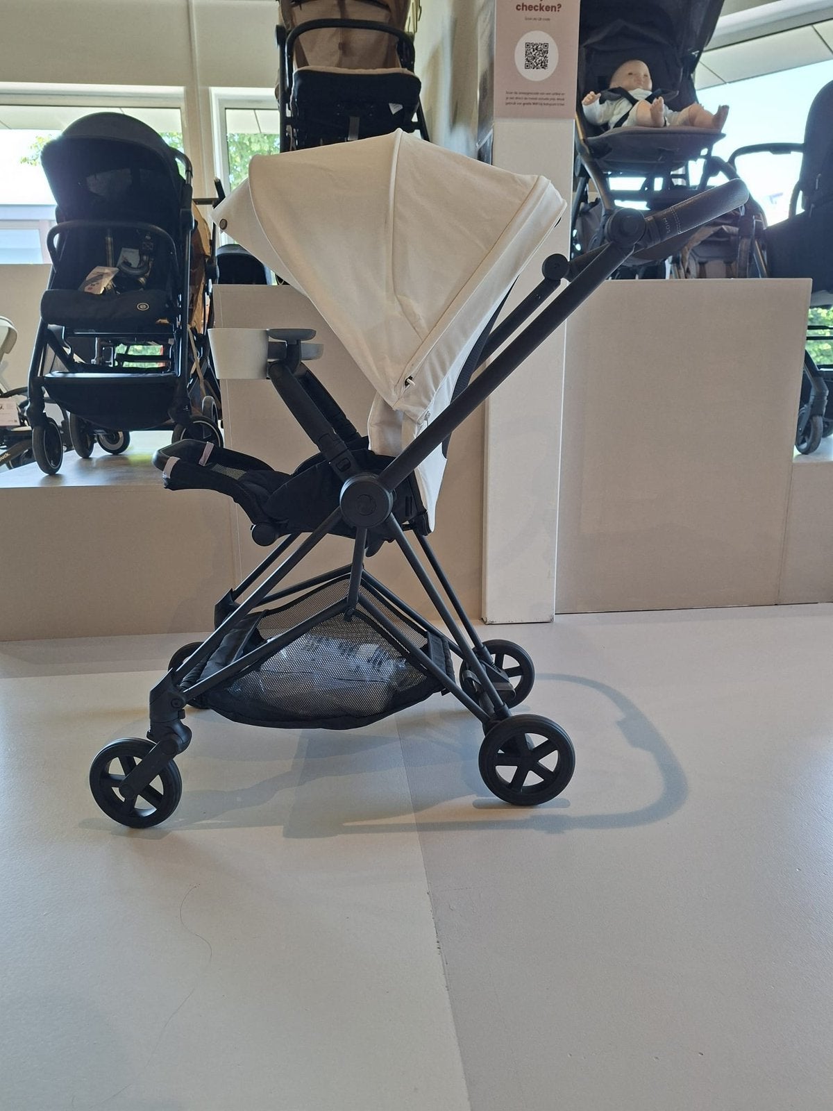 Cybex Mios Matt Black White, Ophalen, Zo goed als nieuw
