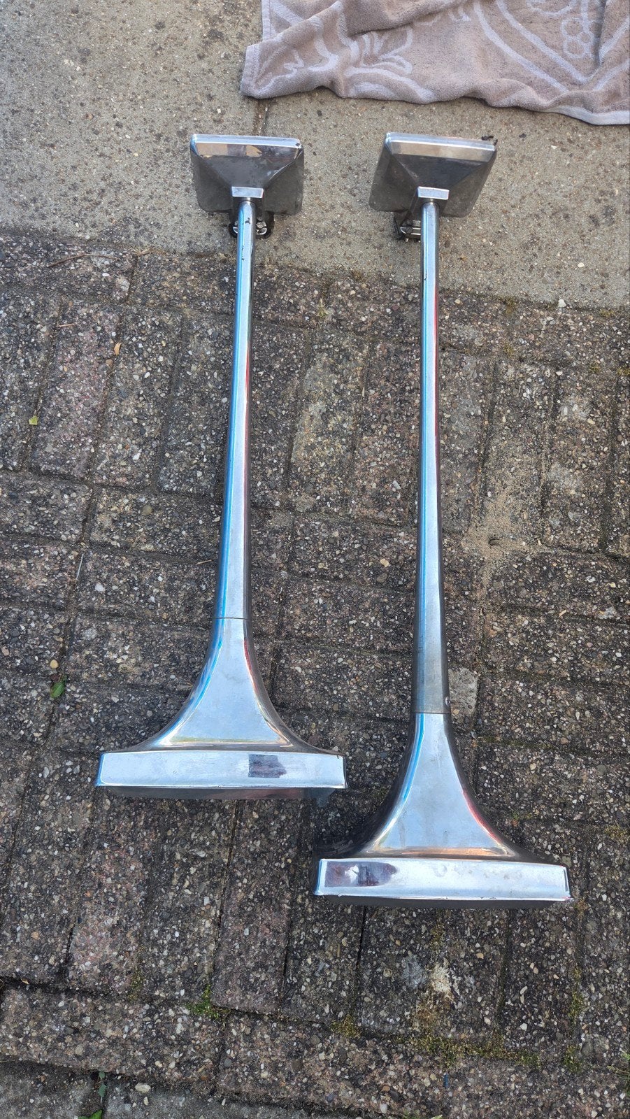 Hadley Luchthoorns - Set van 2 (65cm en 72cm), Ophalen