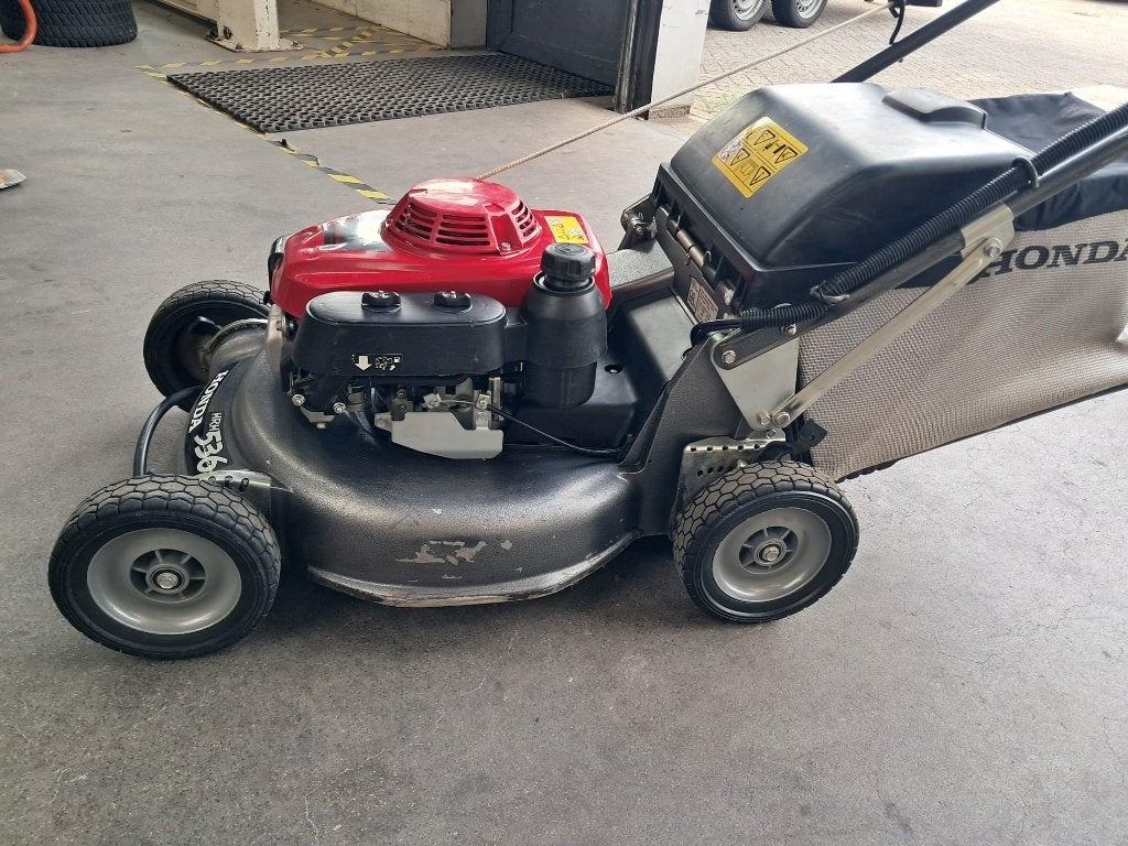 Honda HRH536 HXE Grasmaaier professioneel, Ophalen, Cirkelmaaier, Honda, Gebruikt