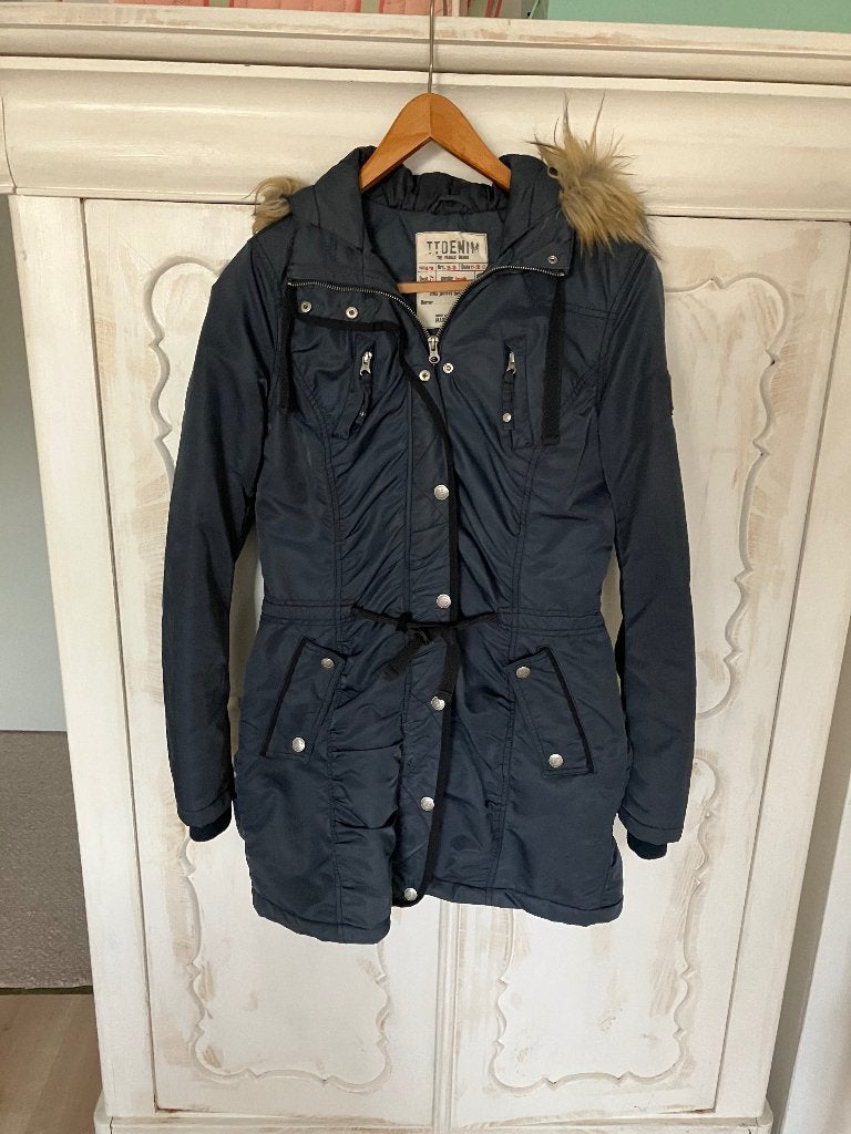 Winterjas dames maat 36, Ophalen of Verzenden, Zo goed als nieuw, Maat 36 (S), Zwart