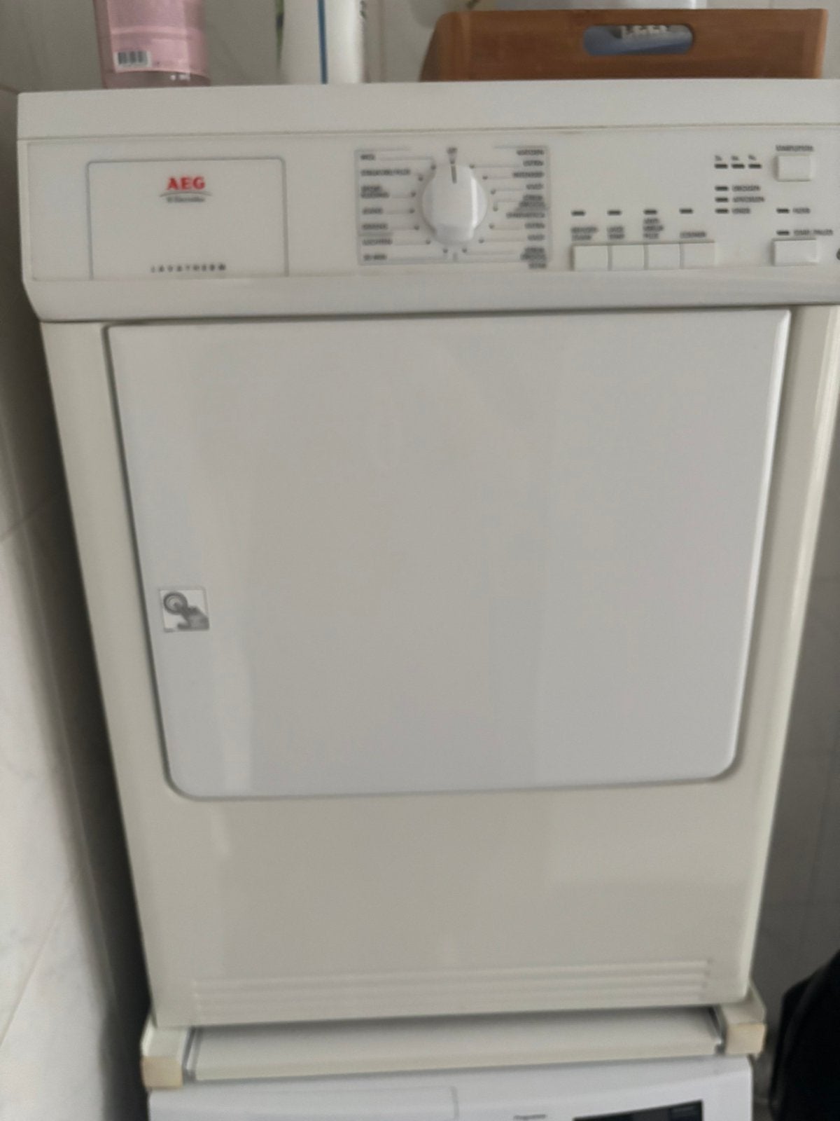 Aeg afvoerdroger, Witgoed en Apparatuur, Wasdrogers, Ophalen, 6 tot 8 kg, Zo goed als nieuw, 85 tot 90 cm