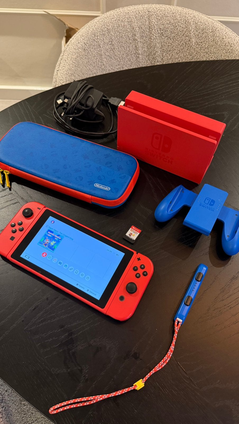 Nintendo Switch v2 Rood compleet + games + accessoires, Switch 2019 Upgrade, Met games, Met 2 controllers, Ophalen of Verzenden