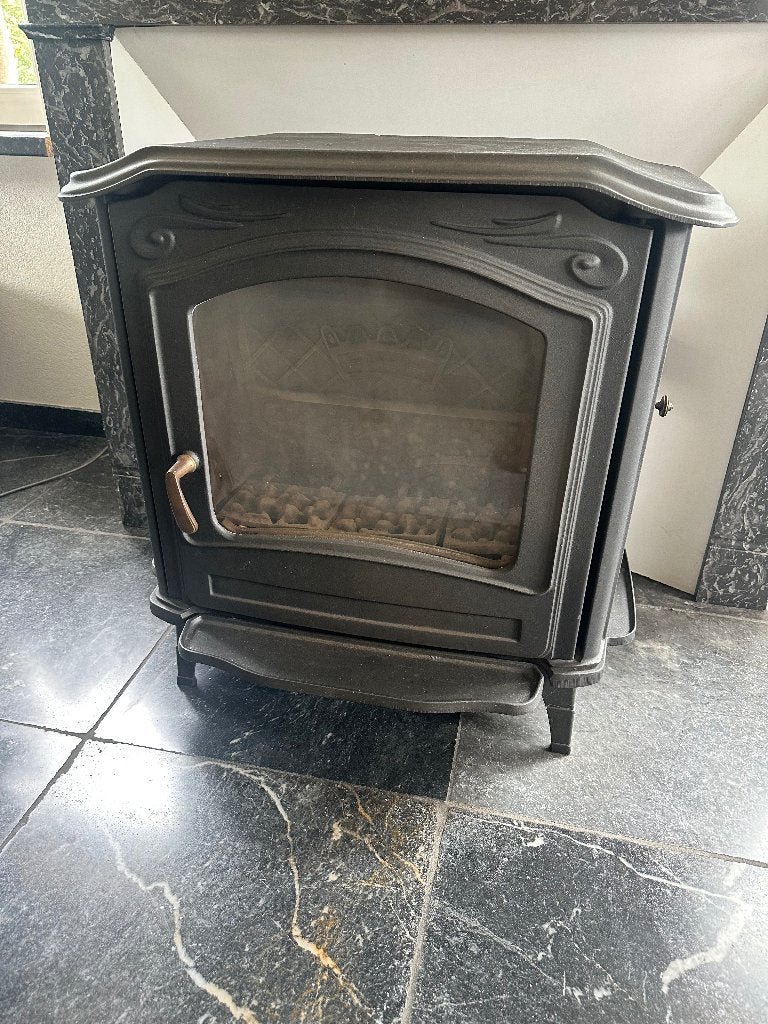 Efel gietijzeren gaskachel, Huis en Inrichting, Kachels, Ophalen, Gebruikt, Gas, Vrijstaand