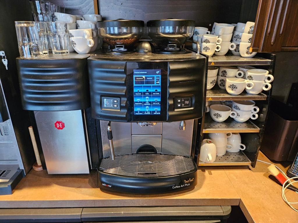 Schaerer Coffee Art Plus professionele koffiemachine, Ophalen, Gebruikt, 10 kopjes of meer, Koffiemachine