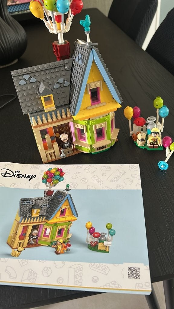 LEGO disney UP huis 43217, Kinderen en Baby's, Speelgoed | Duplo en Lego, Compleet, Ophalen of Verzenden, Zo goed als nieuw, Disney