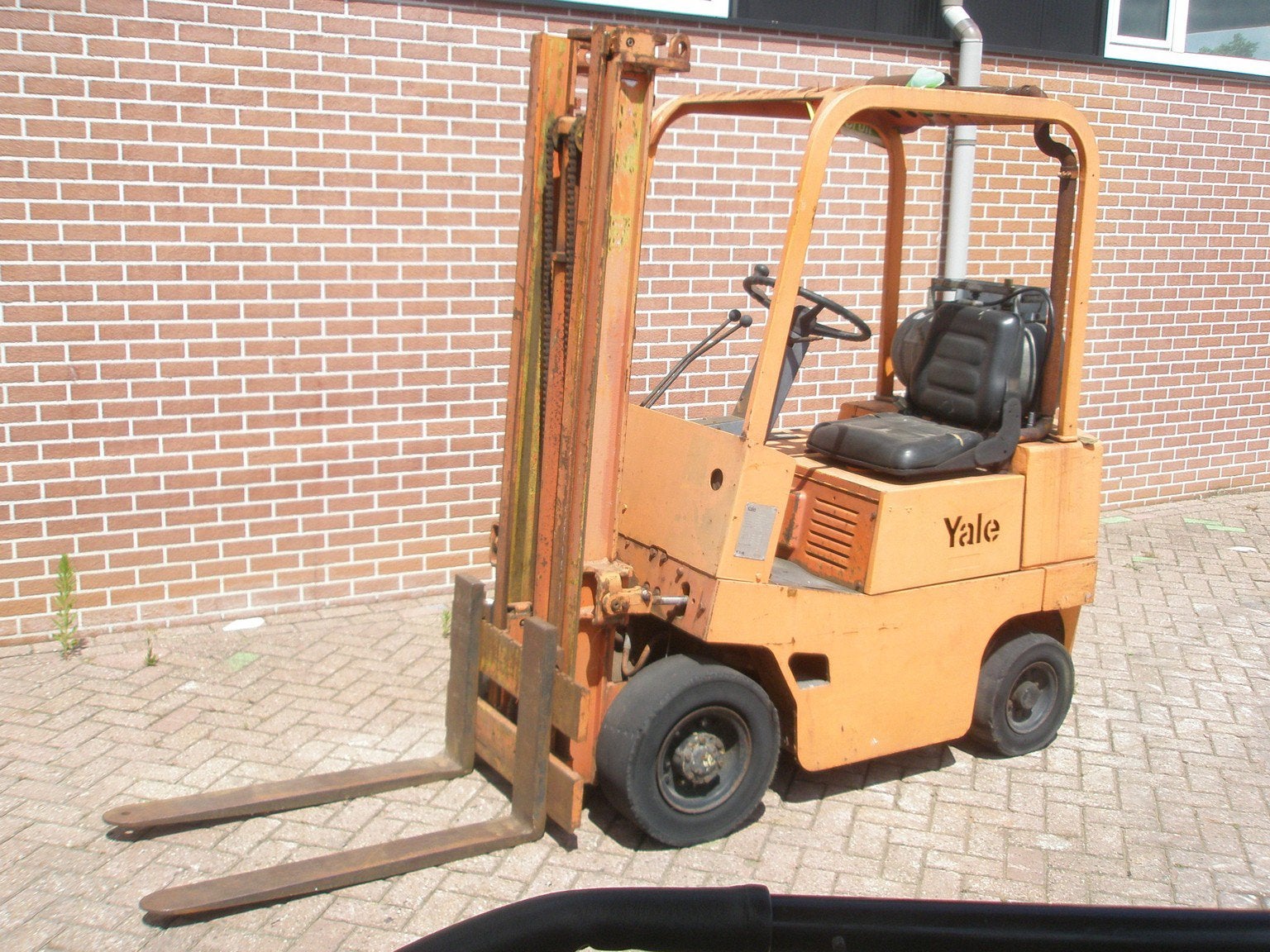 Yale GLP032, Ophalen, Gebruikt