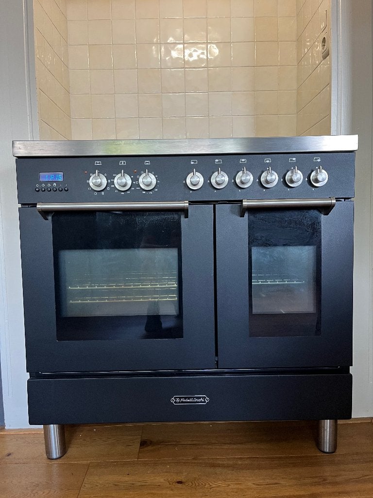 Heerlijk 6-pits fornuis Fratelli met dubbele oven, Witgoed en Apparatuur, Fornuizen, Ophalen, Gebruikt, 60 cm of meer, Gas
