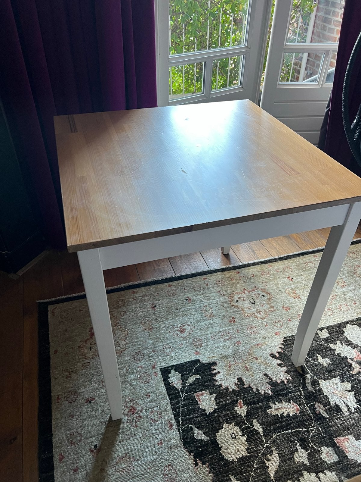 Vierkante IKEA tafel 74x74 cm, poten afneembaar, Ophalen, Gebruikt, Vierkant, Tot twee personen