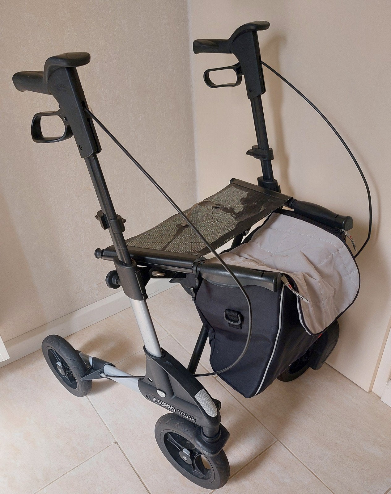 Rollator Topro Troja 2G maat S, Ophalen, Opvouwbaar, Zo goed als nieuw