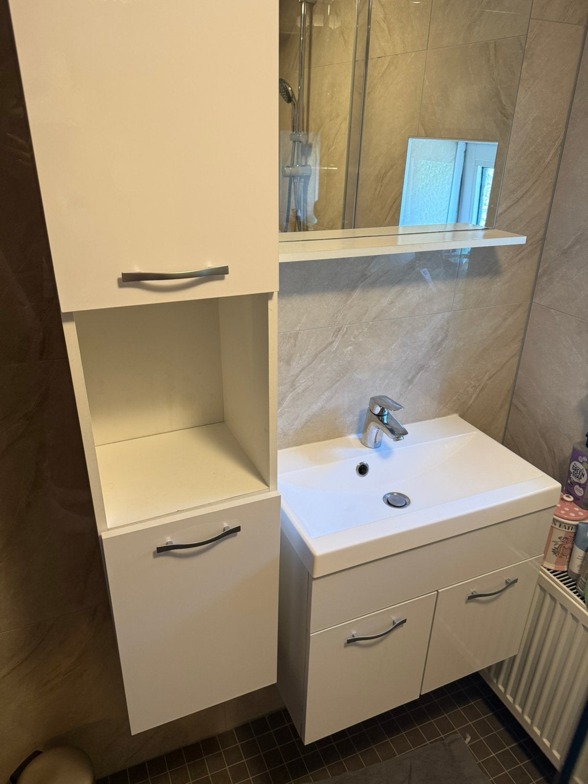 Mooi hoogglans wit badkamer meubel 60 cm, Huis en Inrichting, Badkamer | Badkamermeubels, Ophalen, 50 tot 100 cm, Zo goed als nieuw