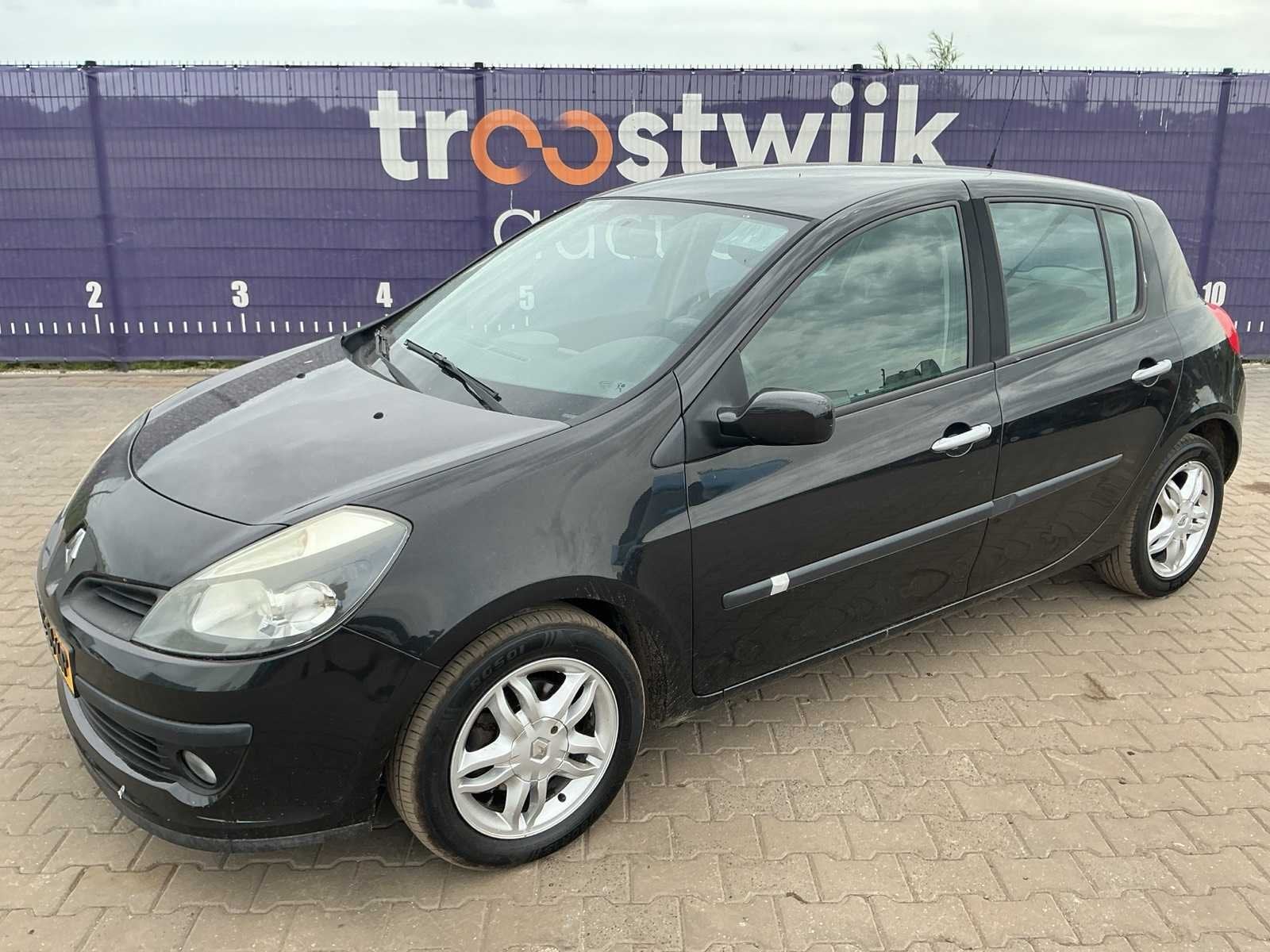2006 - Renault - Clio - 1.2-16V Team Spirit - Personenauto, Auto's, Gebruikt, Bedrijf, Euro 4, Hatchback