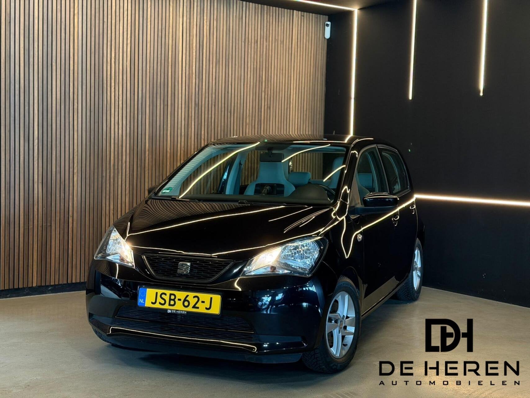 SEAT Mii
