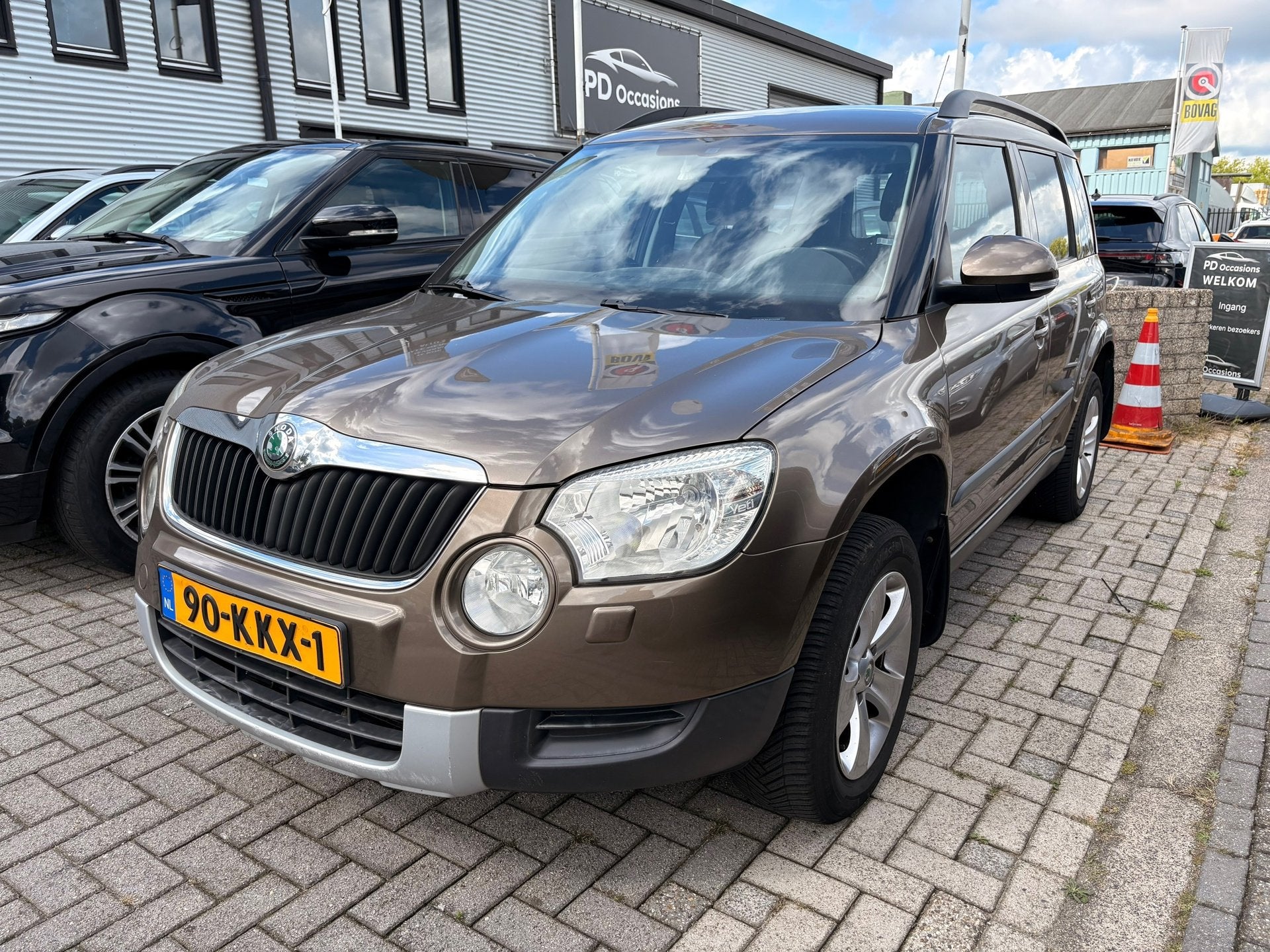 Skoda Yeti 1.2 TSI Ambition Differentieel hoorbaar Handel Ex, Auto's, Voorwielaandrijving, Stof, Gebruikt, 4 cilinders