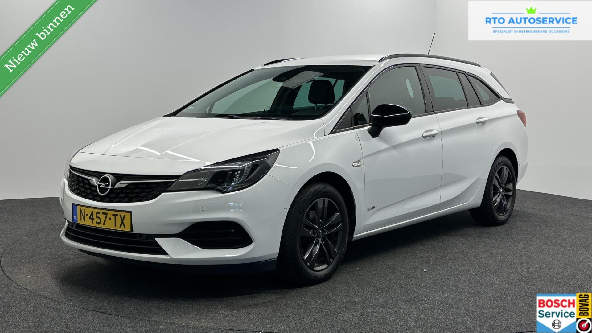 Opel Astra Sports Tourer 1.2 Design & Tech NAVI-CRUISE-NAP, Auto's, Voorwielaandrijving, Gebruikt, Euro 6, 1199 cc