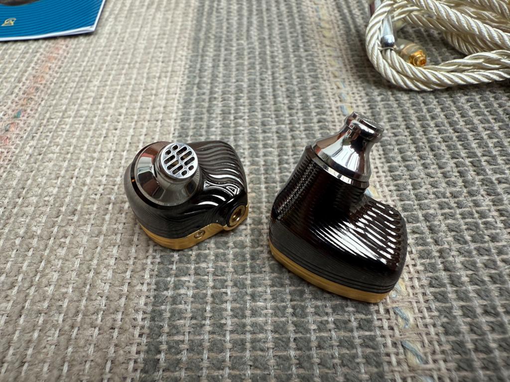 Campfire Audio Solaris Universal In Ear Monitor CAM 5270