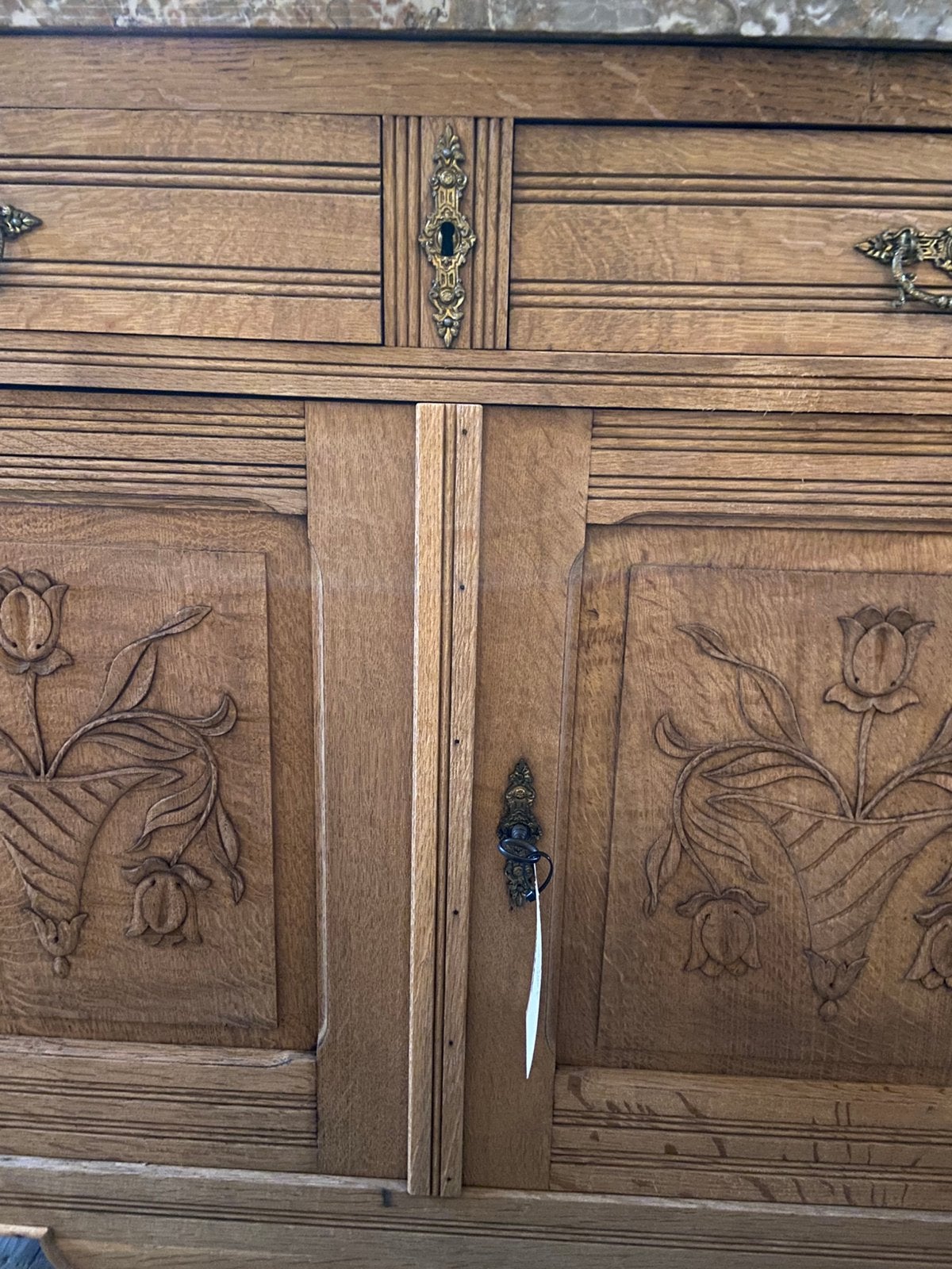 Een Frans commode kast met marmer bovenblad, Antiek en Kunst, Ophalen