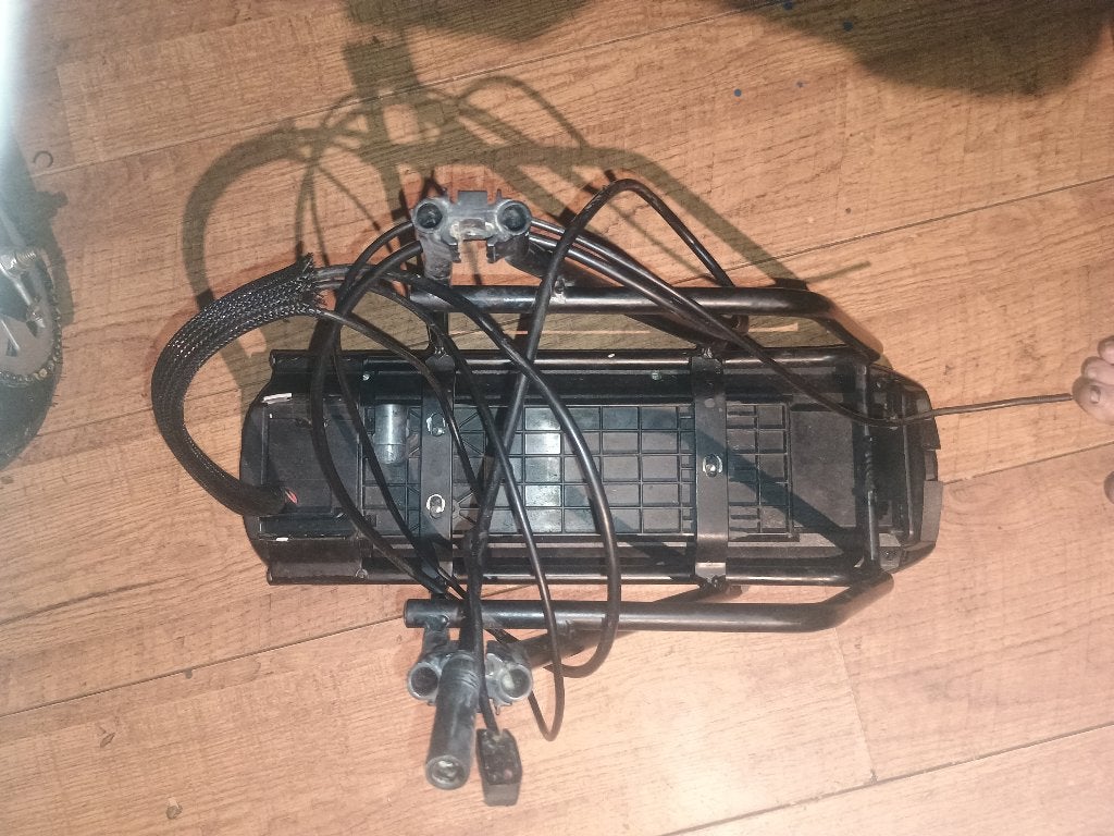 Bagagedrager met accu voor elektrische fiets, Ophalen of Verzenden, Zo goed als nieuw, Onbekend