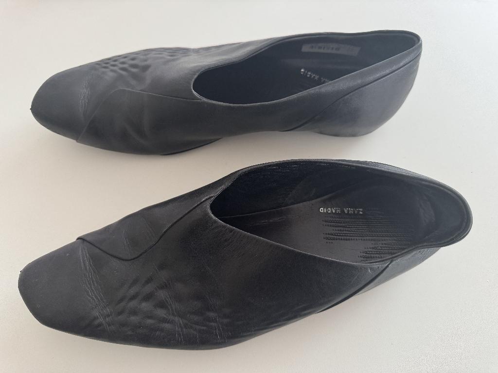Exclusieve herenschoenen. Design Zaha Hadid. Maat 44,5., Verzenden