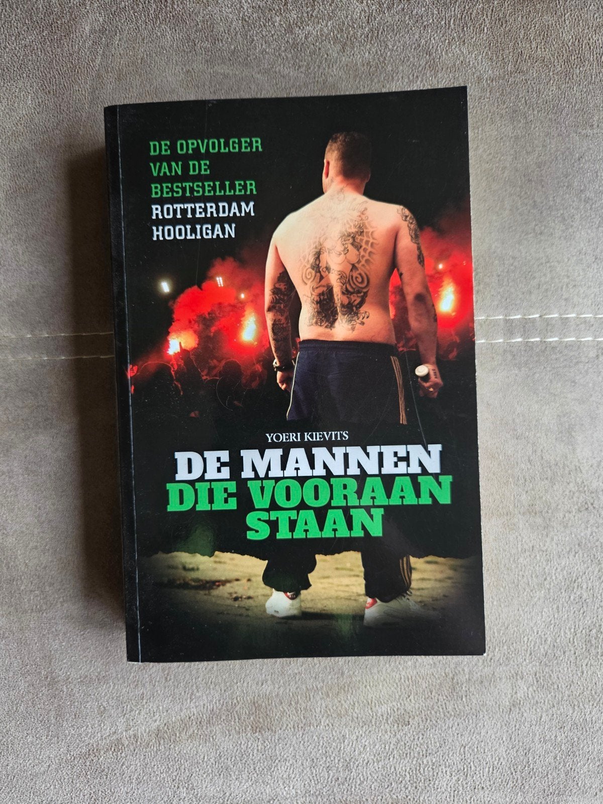 De Mannen die vooraan staan door Yoeri Kievits, Overige, Ophalen of Verzenden, Zo goed als nieuw, Yoeri Kievits