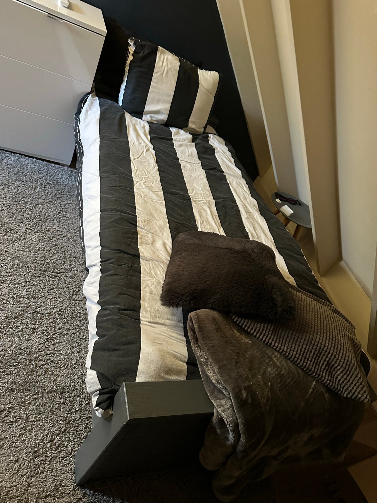 Eenpersoonsbed met onderschuifbed - Donkergrijs 90x200cm, Ophalen, 90 cm, Eenpersoons, 200 cm